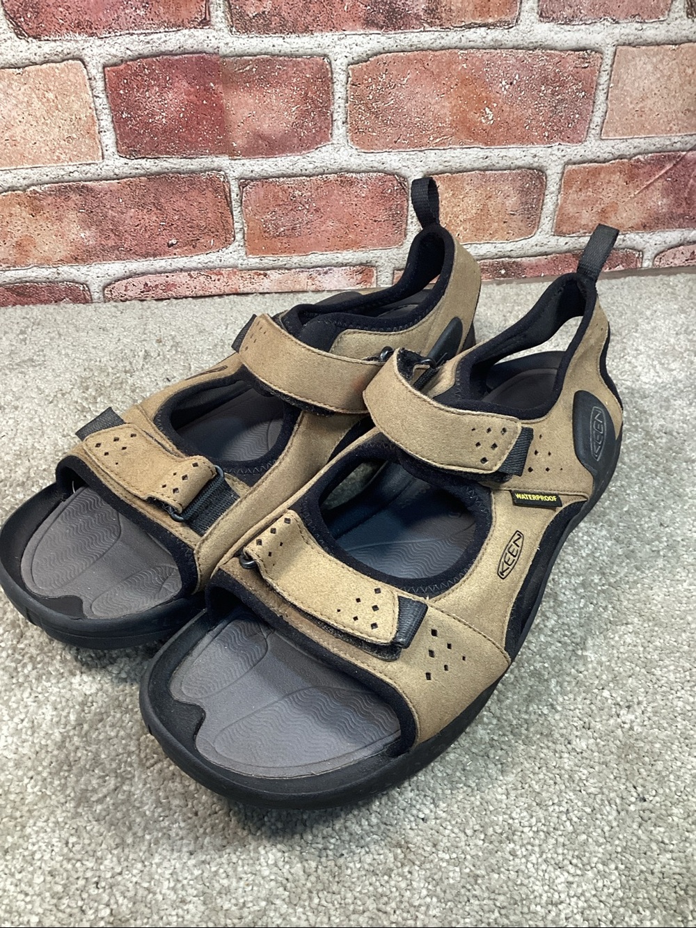 Keen Men’s Rialto II outdoor sport waterproof sandals size 13